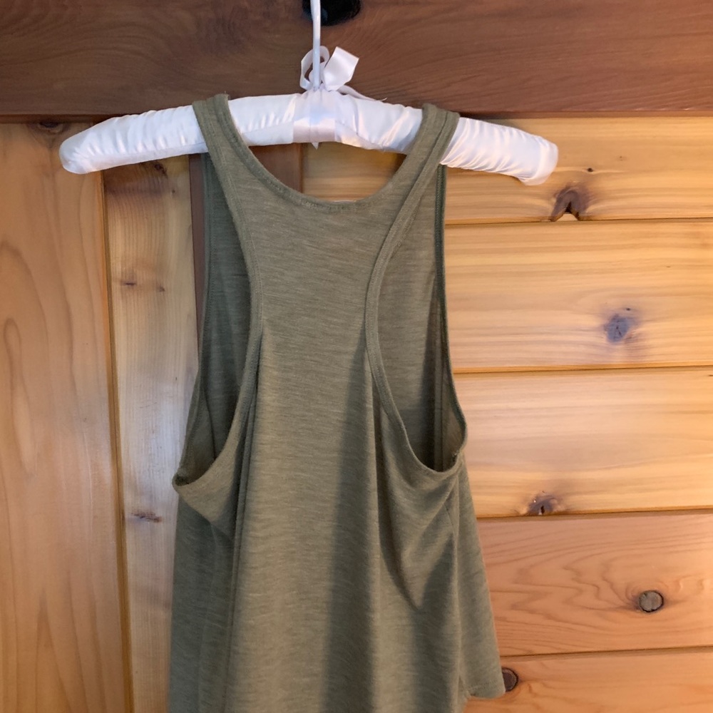 VS olive heathered tank - Picture 6 of 6